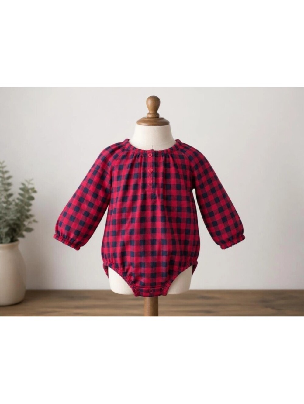 Baby Girl 3 mo Osh Kosh Plaid one piece body suit Long sleve Red Black Checkered